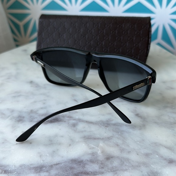 Gucci Men’s Sunglasses, Black - Picture 4 of 4